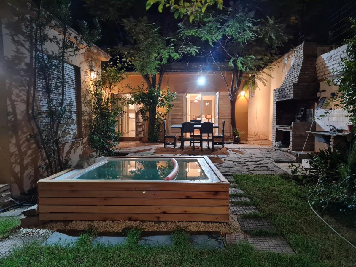 Veinticinco Casa De Huespedes Villa Mendoza Bagian luar foto